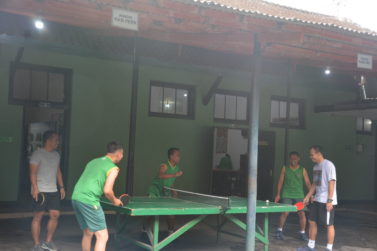 Komandan Korem 073/Makutarama Olahraga Bersama Prajurit